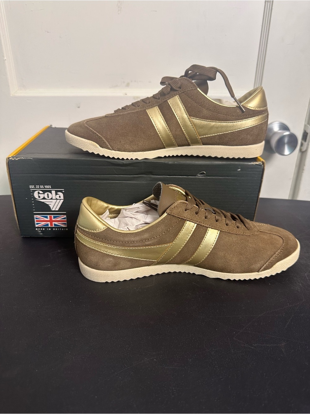 Gola Women's Bullet Pearl Trainer Sneakers - Otter/Gold - US Size 8